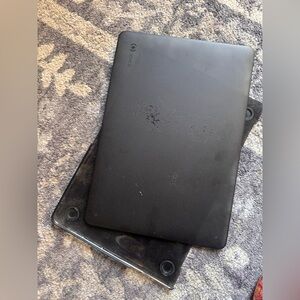 Speck Black Laptop Case